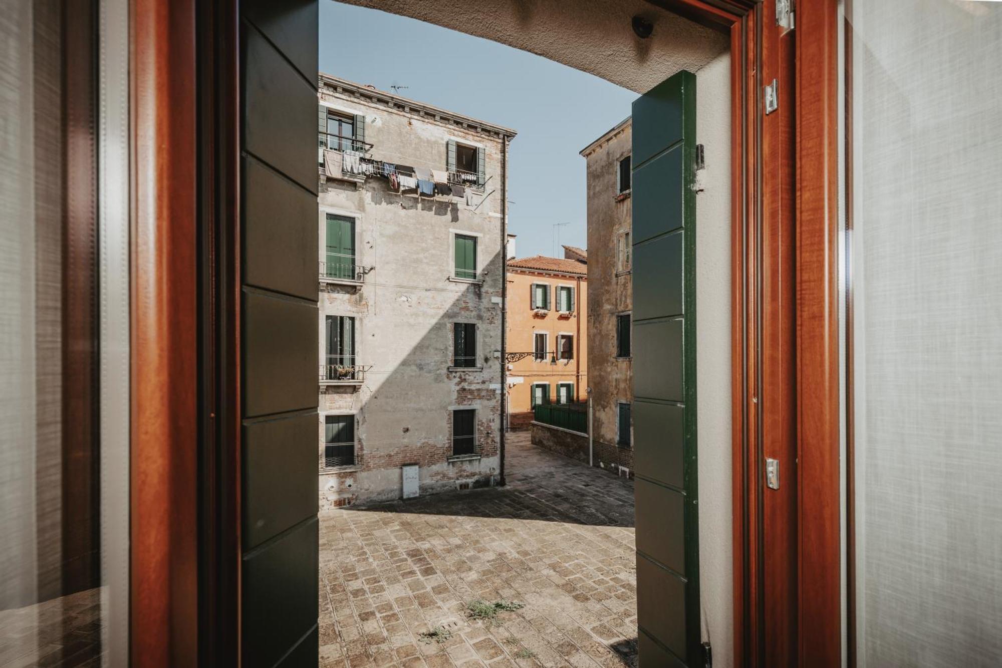 Accogliente Monolocale Veneziano2 Aria Condizionata, Vicino A Campus E Stazione Lejlighed Eksteriør billede